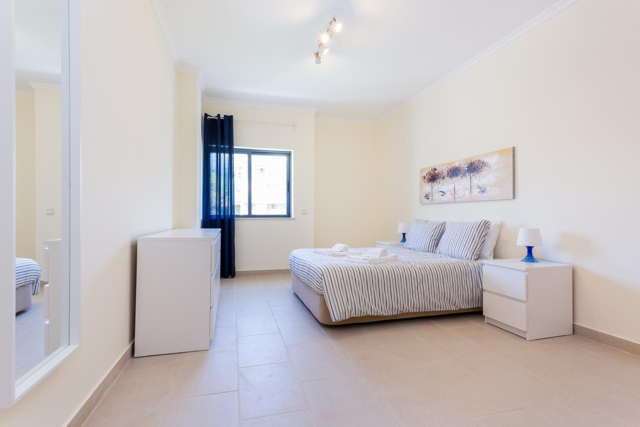 Pedros Apartment By Seewest Lagos Extérieur photo